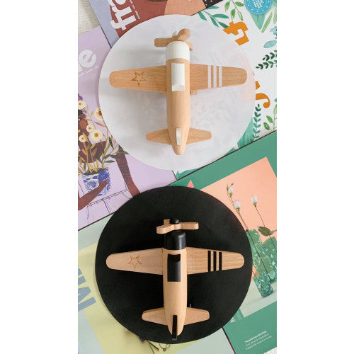 Hikoki Propeller Plane (Black)