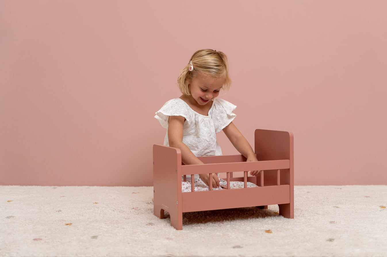 Doll cot