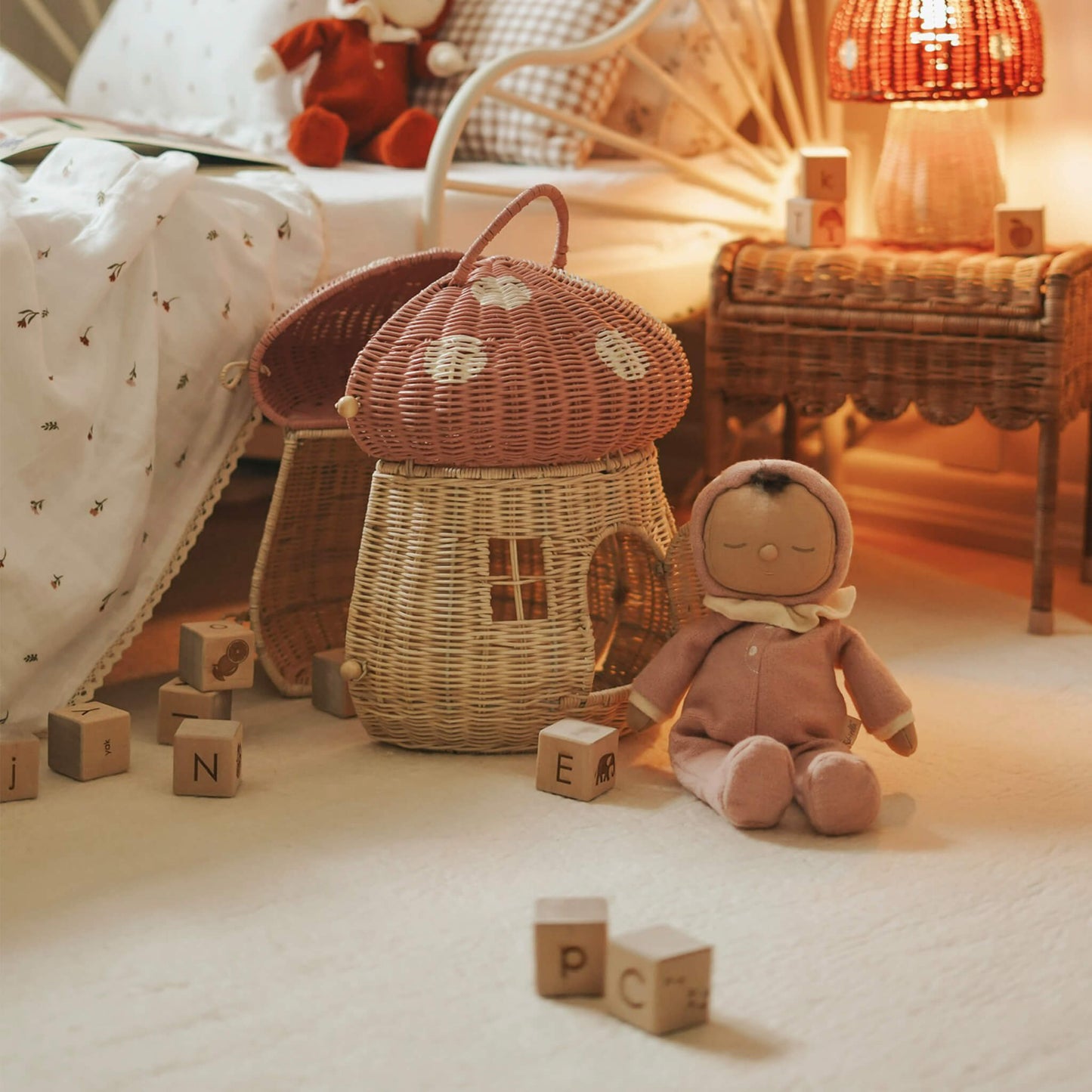 Mushroom Doll House – Musk