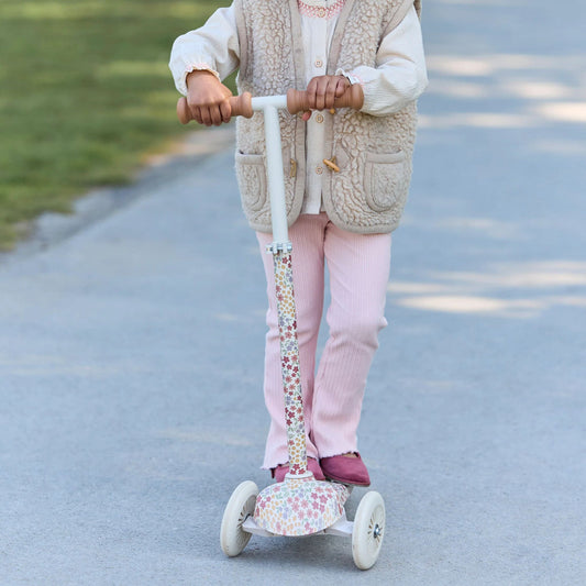 3 wheel scooter - White