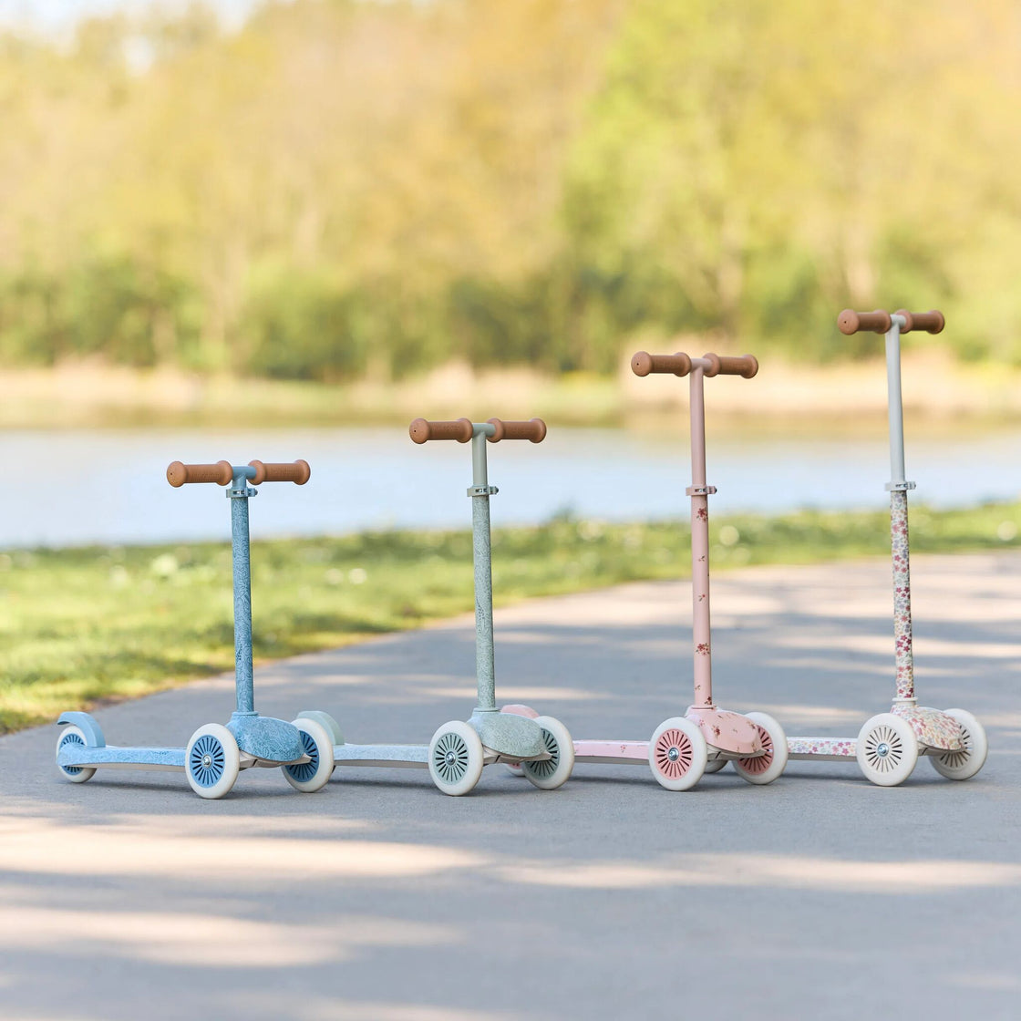 3 wheel scooter - White