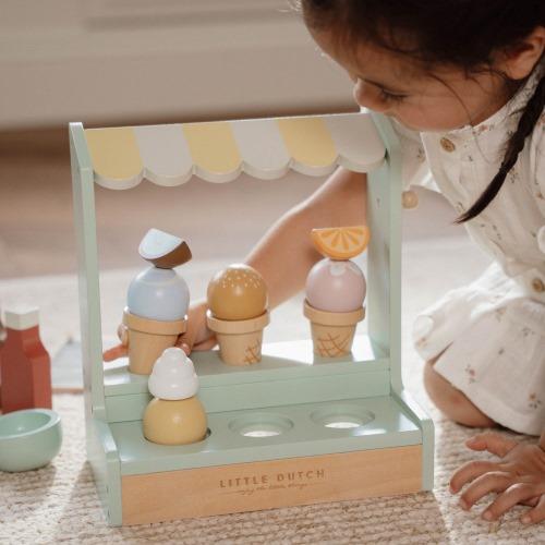 Toy Ice Cream Shop FSC
