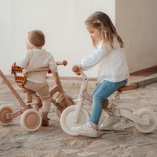 Little Dutch 4 in 1 Tricycle - Off White Sunny Flowers