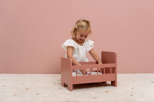 Doll cot